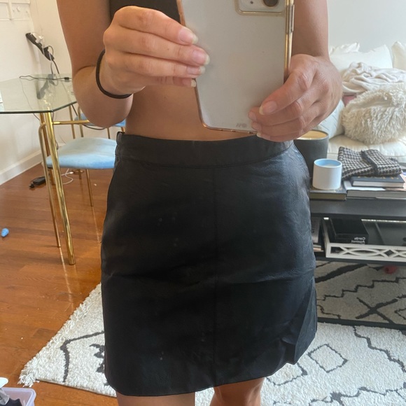Topshop Petite Faux Leather Skirt - XS - US 2 UK 6 - Picture 2 of 5